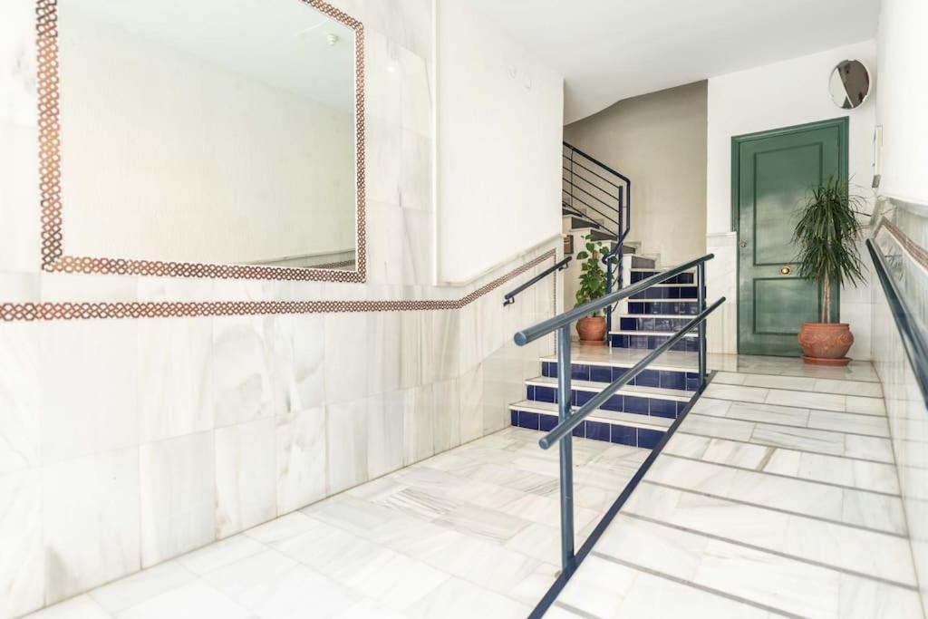 Sunlit & Fresh Apartment - Center By Rems Málaga Exterior foto
